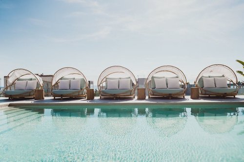 CALIXTA HOTEL