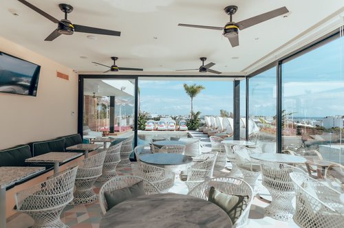 CALIXTA HOTEL