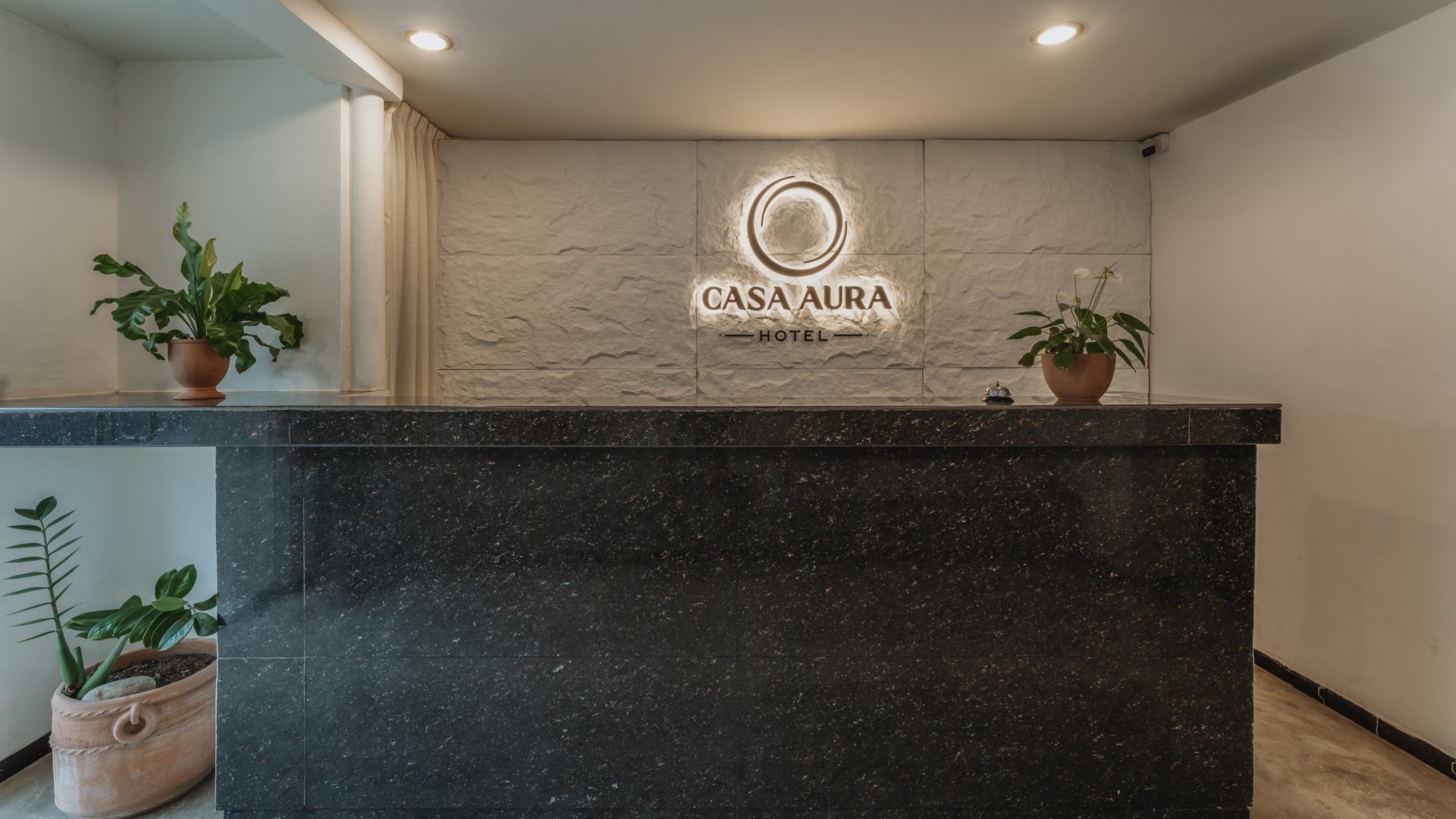 CASA AURA HOTEL