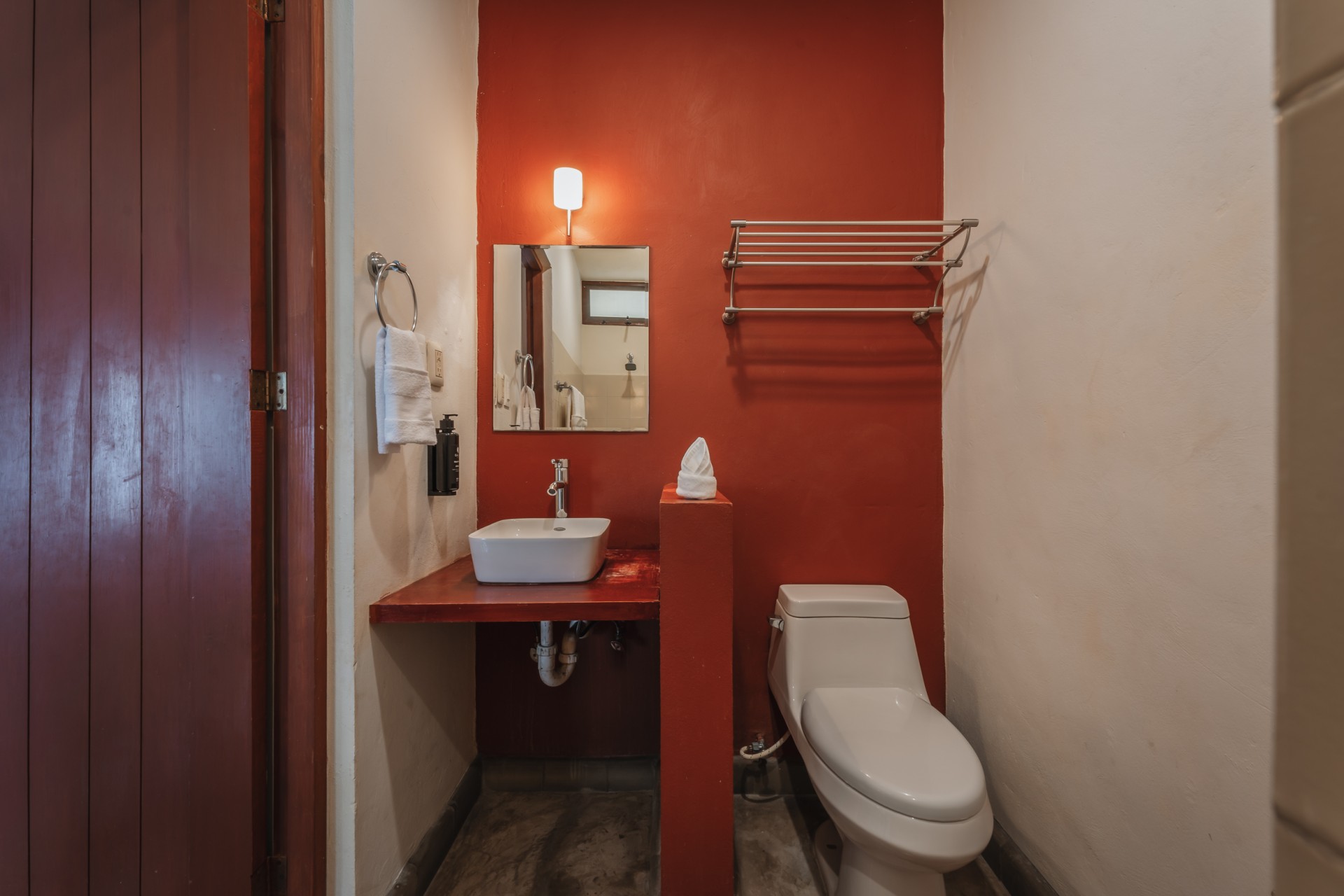 CASA AURA HOTEL