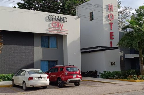 Grand City Hotel