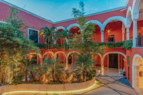 Hotel H.O.