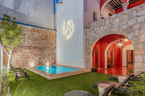 Hotel H.O.
