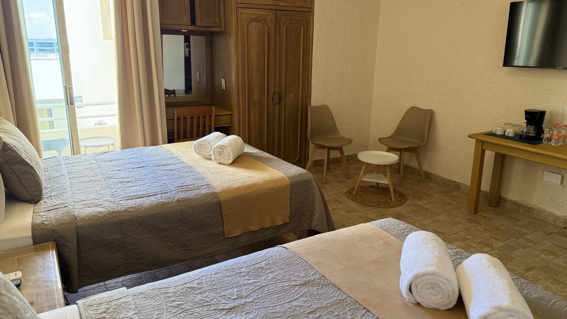 LUCIANA HOTEL & BEACH CLUB
