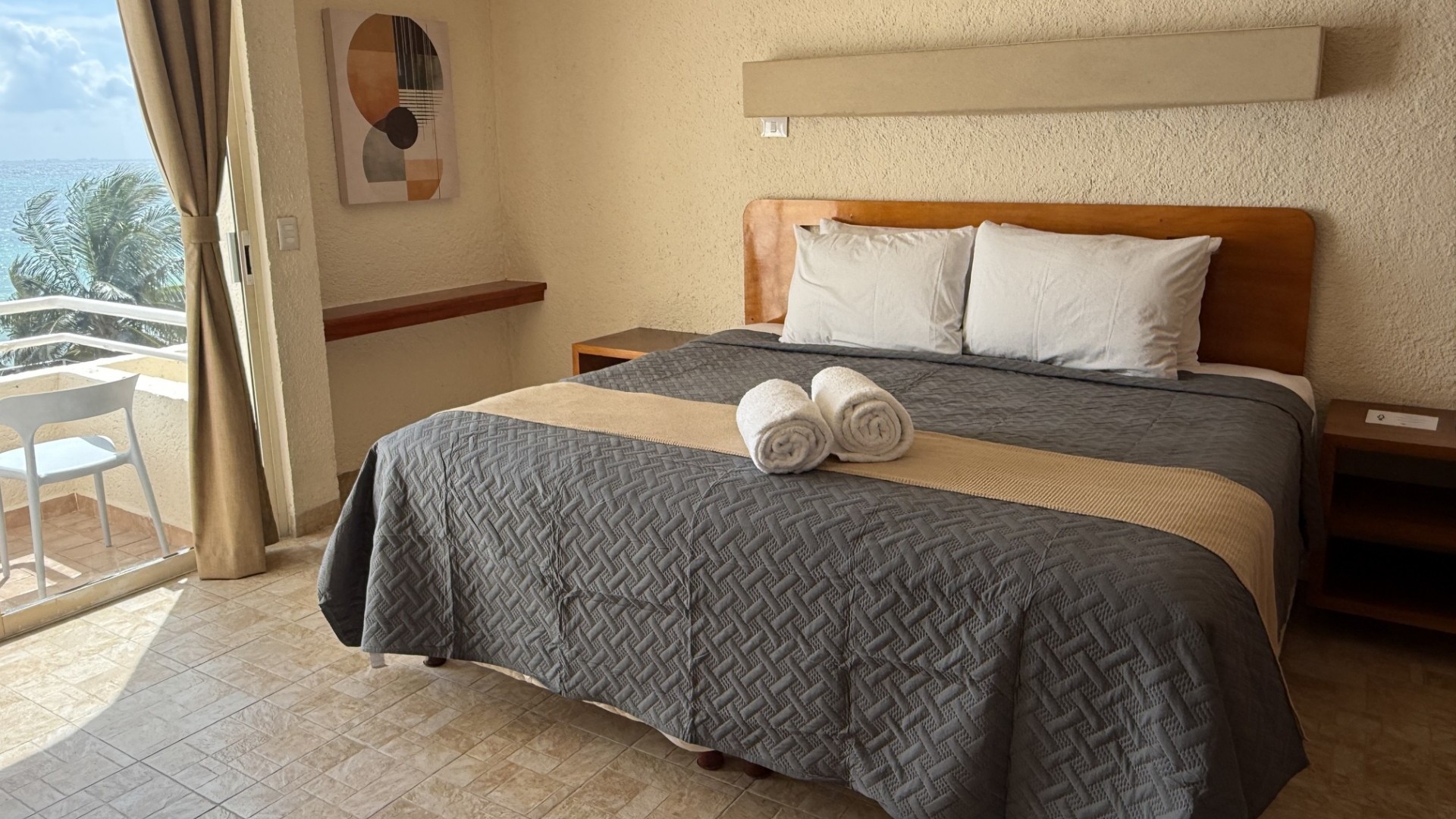 LUCIANA HOTEL & BEACH CLUB