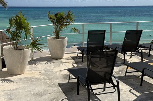LUCIANA HOTEL & BEACH CLUB
