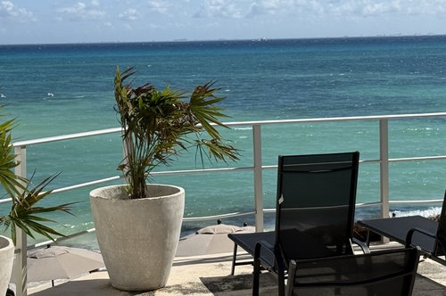 LUCIANA HOTEL & BEACH CLUB
