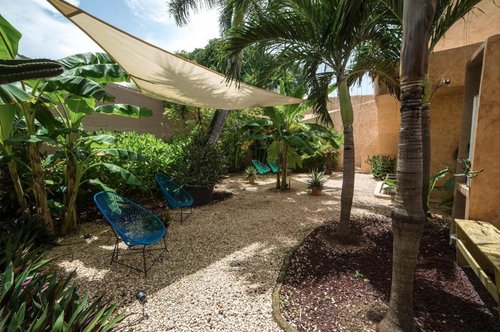 HOTEL BARRIO LATINO