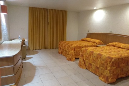 Hotel Jimenez Plaza