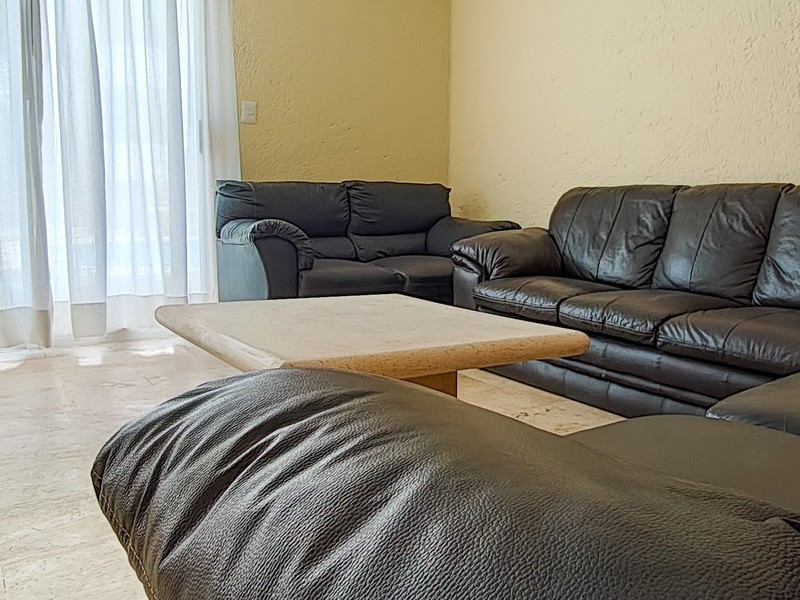 FAMILY SUITE, 2 DOUBLES + 2 KING