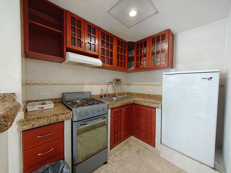 SUITE 2 RECAMARAS, 1 KING SIZE + 2 INDIV. -E