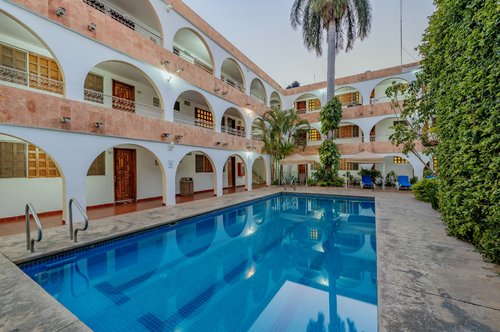 Hotel Maya Yucatán by Cartas a Frida