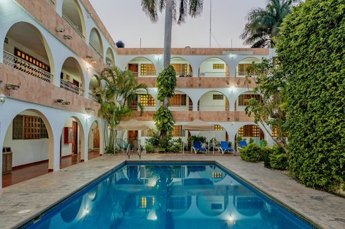 Hotel Maya Yucatán by Cartas a Frida