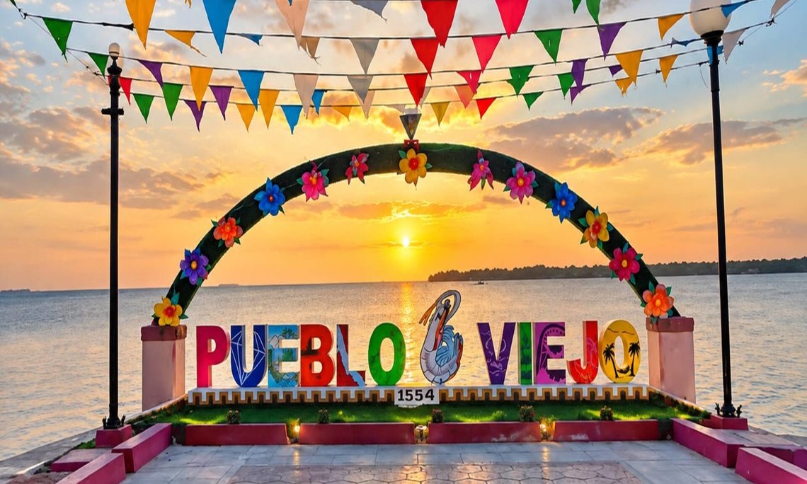 Esmeralda Pueblo Viejo