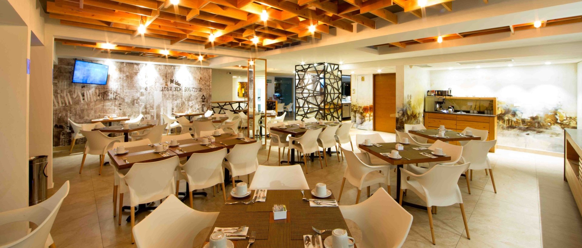 Ambiance Suites Cancún