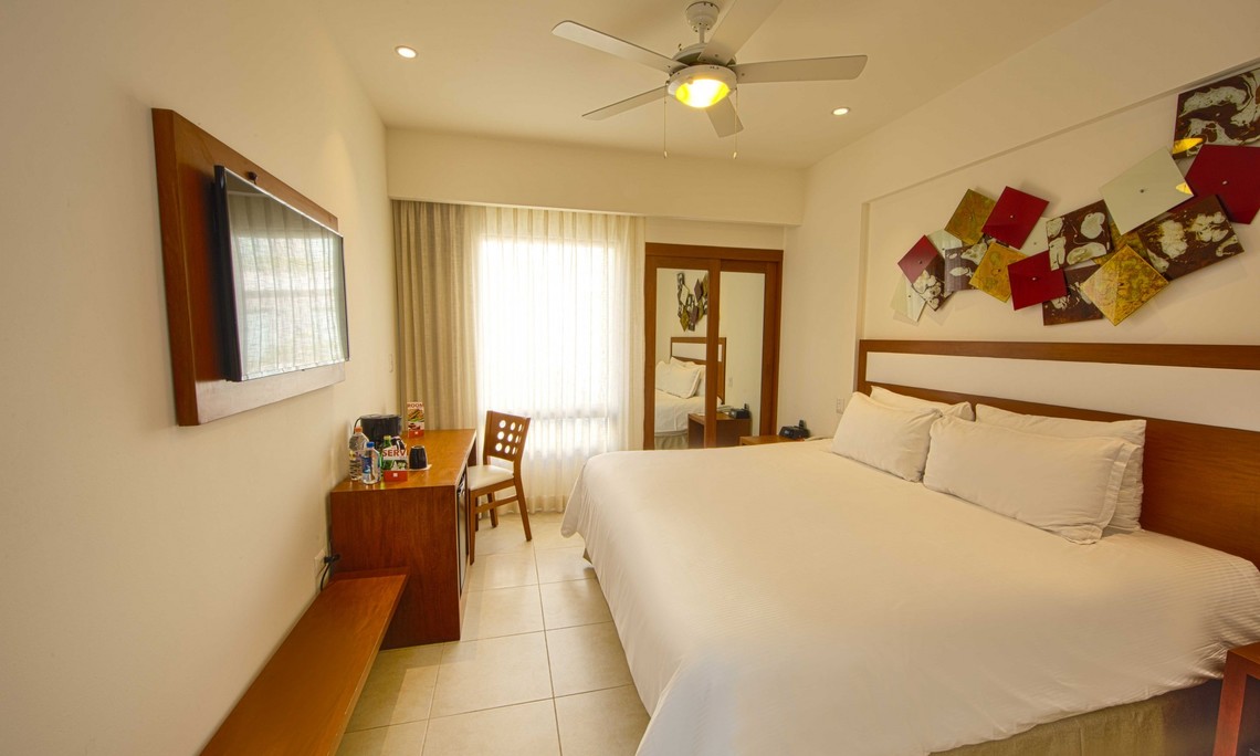 Ambiance Suites Cancún