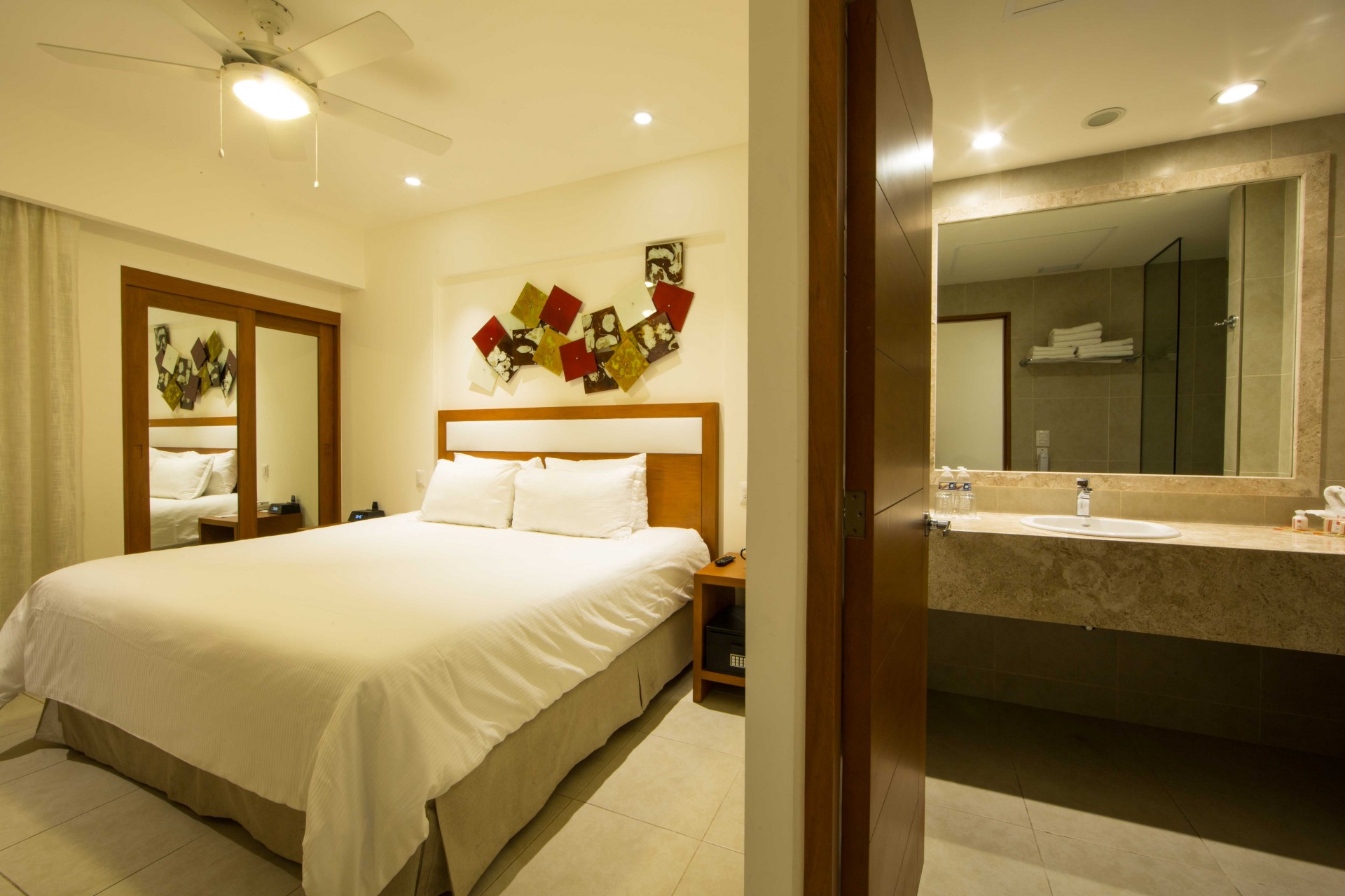 Ambiance Suites Cancún