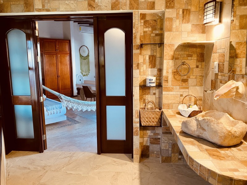 Habitación VIP con vista a la piscina