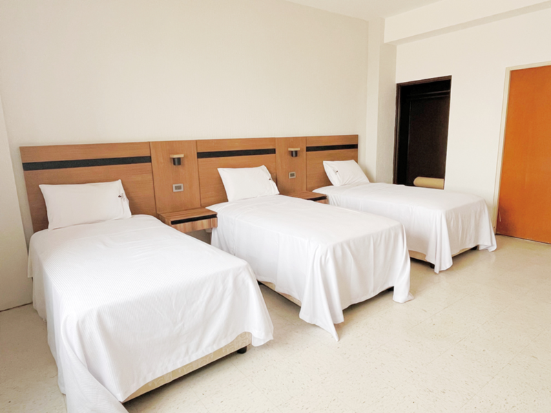 HABITACION EST&Aacute;NDAR TRIPLE CAMA INDIVIDUAL