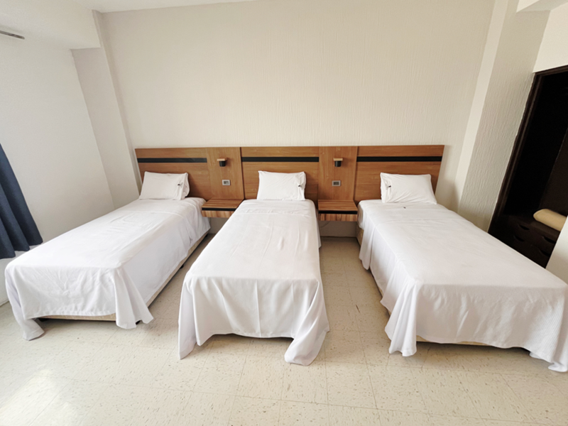 HABITACION EST&Aacute;NDAR TRIPLE CAMA INDIVIDUAL
