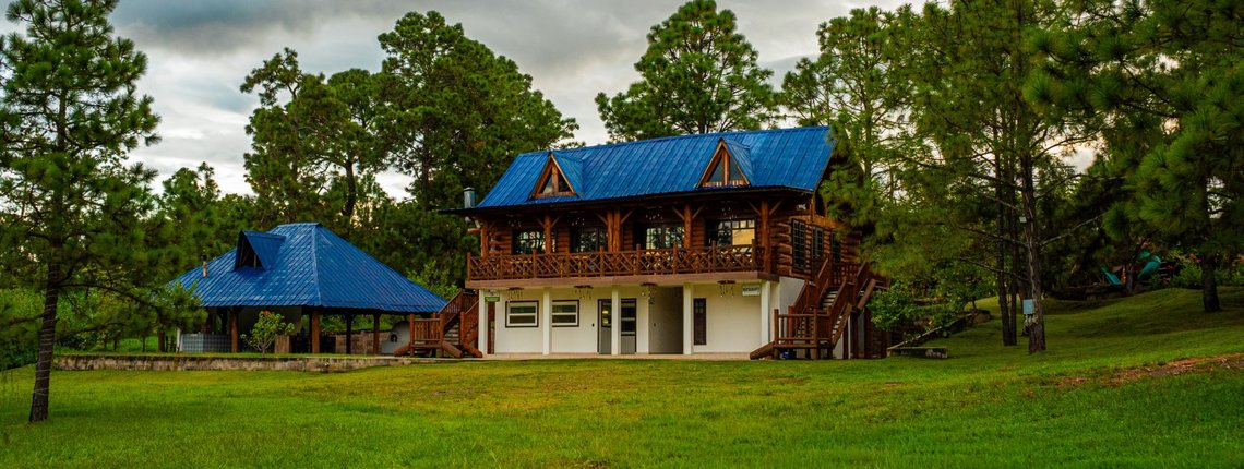 BELLOTAS RESORT