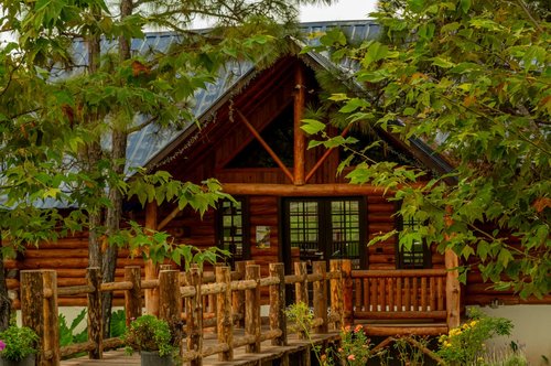 BELLOTAS RESORT