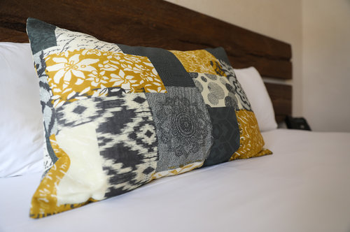 Hotel 12 Bees