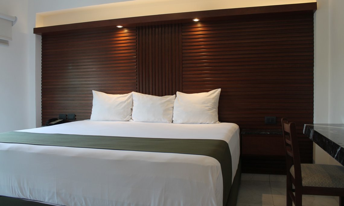Hotel Colonial Hotel Colonial